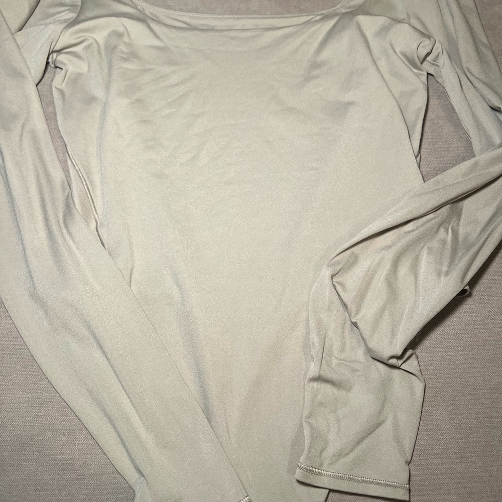 Lululemon Light Gray Long Sleeve Bodysuit